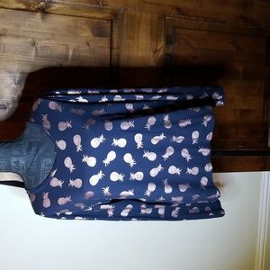 Chelsea Peer lounge top